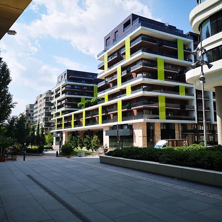Corvin Promenade With Free Parking Apartment Budapest Exterior photo